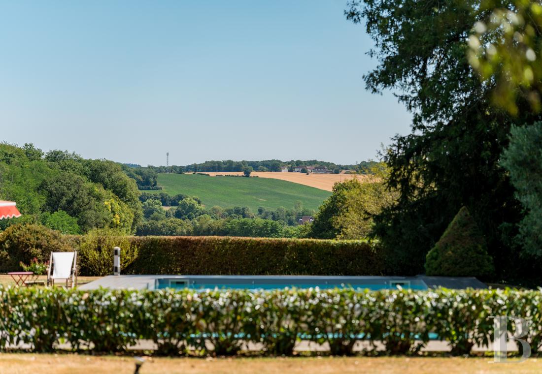 residences and character houses france burgundy   - 17